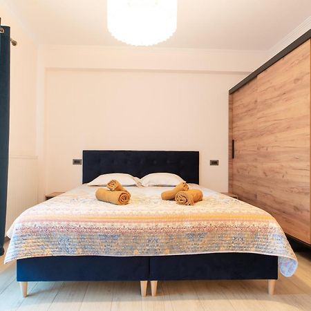 Elegance Suites プラタリア エクステリア 写真