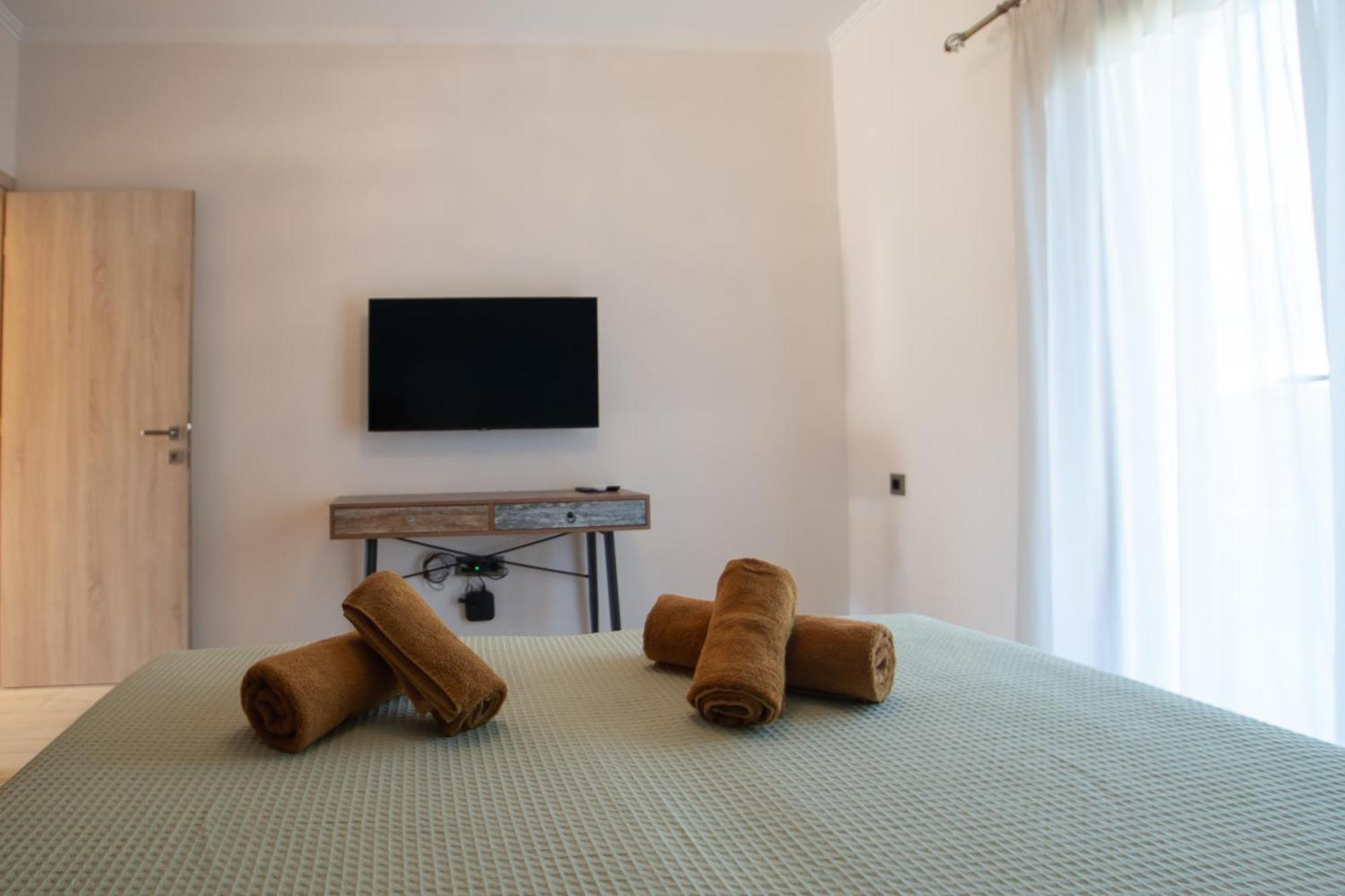 Elegance Suites プラタリア エクステリア 写真